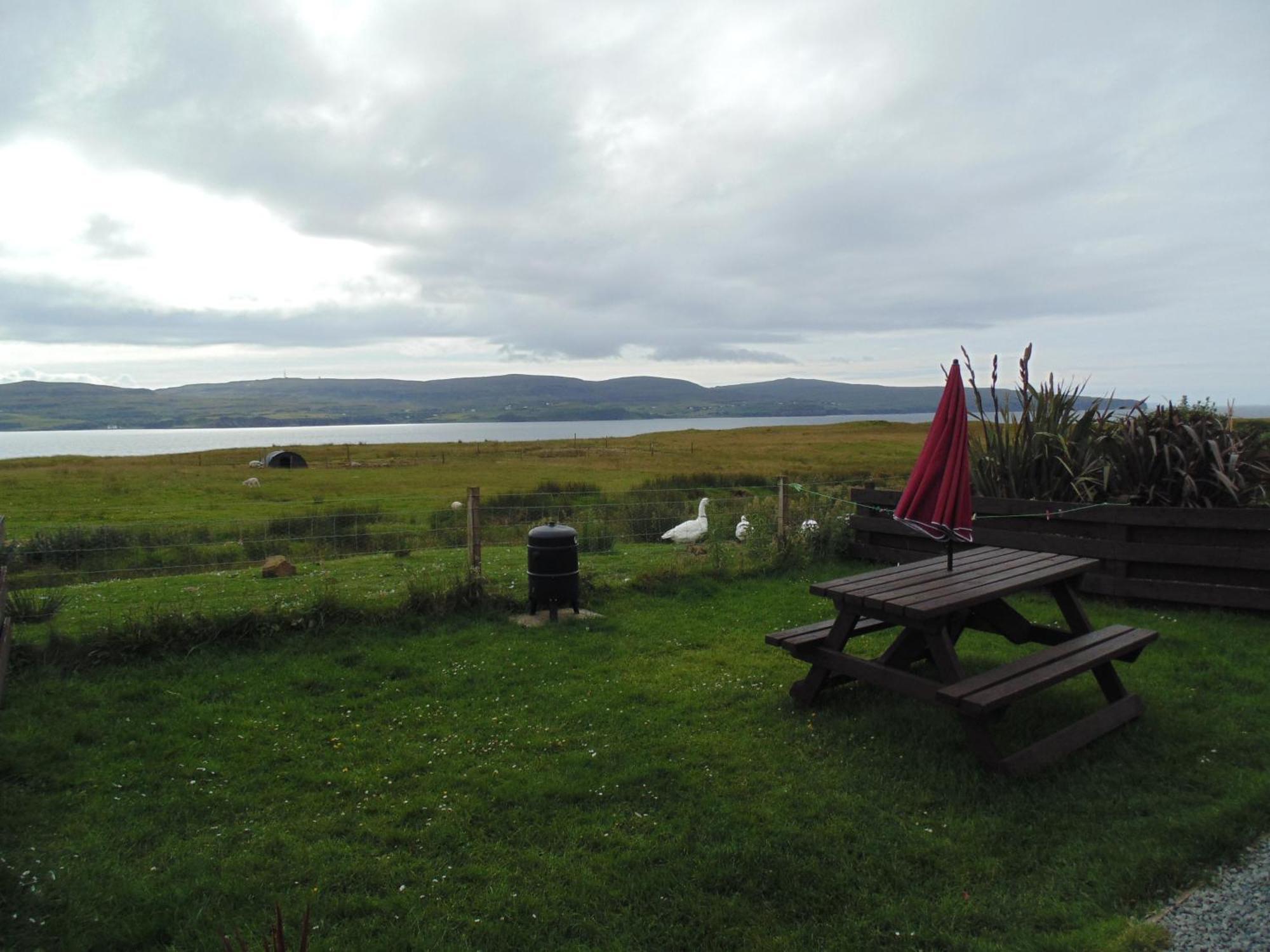 Lampay Chalets Dunvegan  Exterior photo